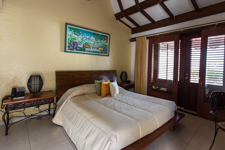 Room 18 of 224