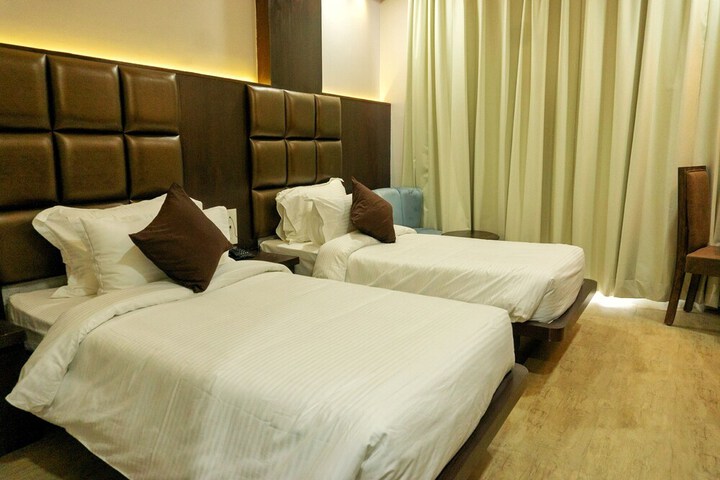 Room 12 of 45
