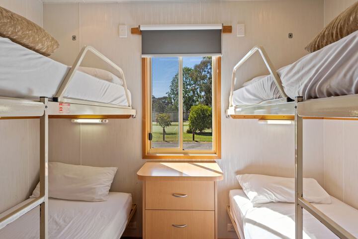 Room 28 of 139