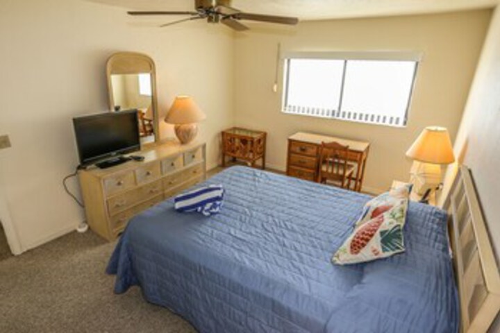 Room 21 of 21