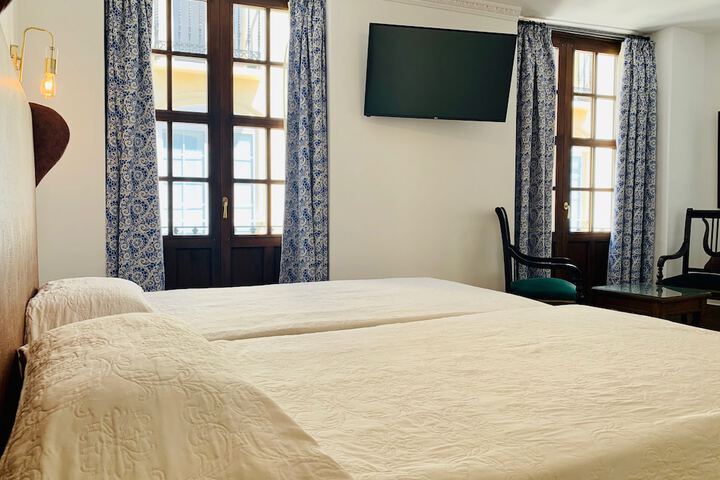 Room 45 of 74