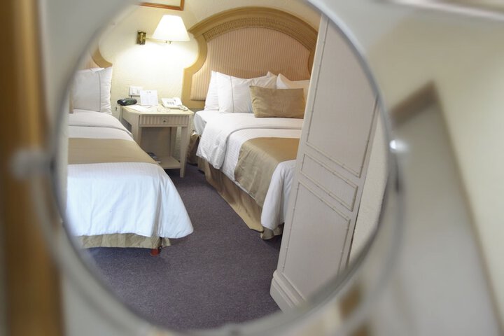 Room 20 of 124