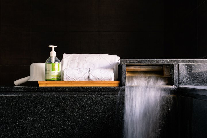 Spa 53 of 60