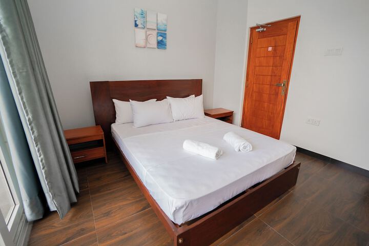 Room 9 of 52