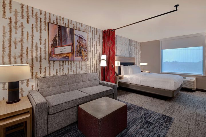 Room 19 of 44