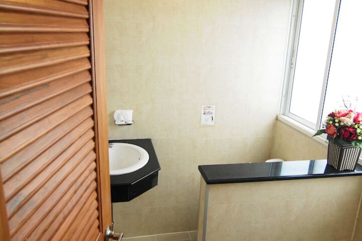 Room 31 of 41