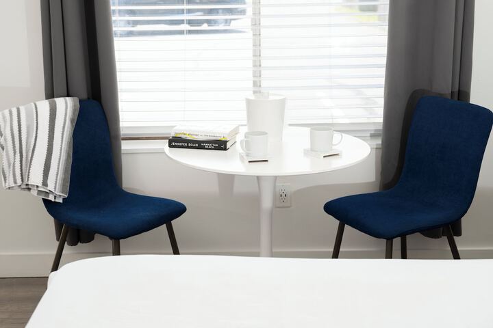 Room 27 of 114