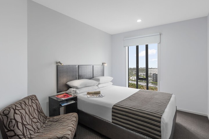 Room 11 of 31