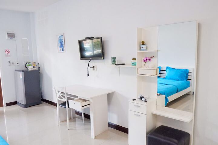 Room 9 of 46