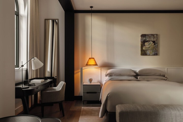 Room 51 of 123