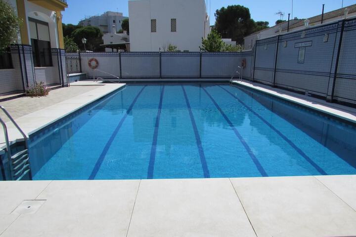 Pool Hotel