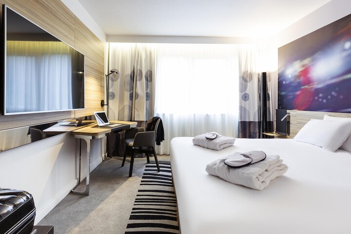 Room 10 of 78