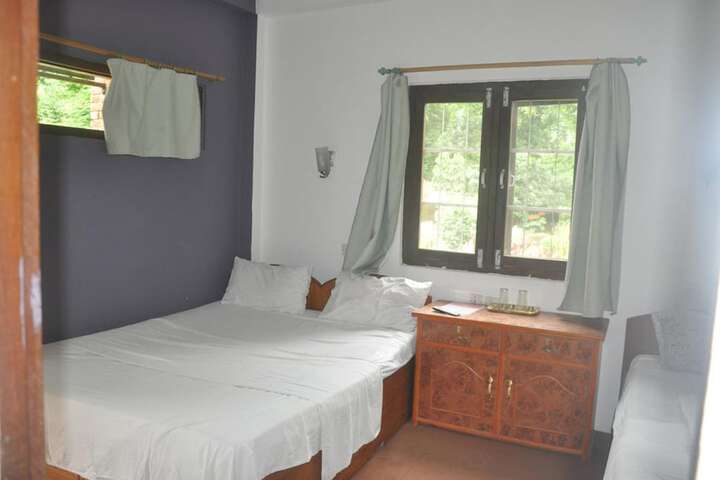 Room 2 of 16