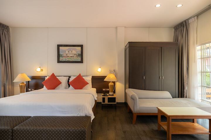 Room 40 of 159