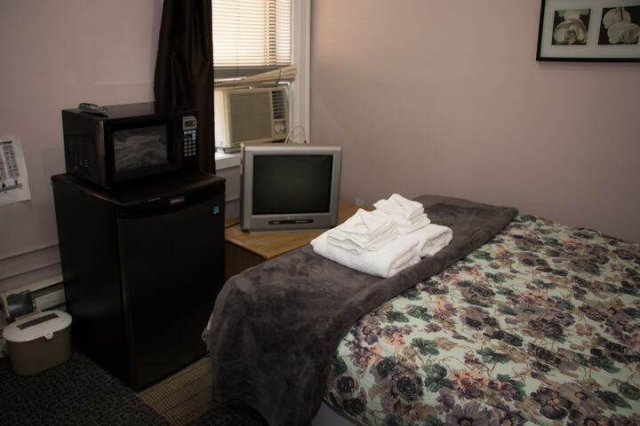 Room 30 of 58