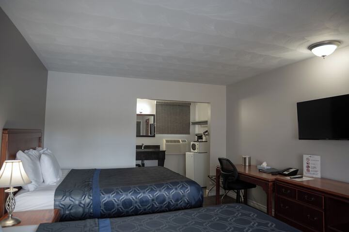 Room 6 of 38