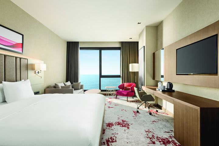 Room 15 of 36