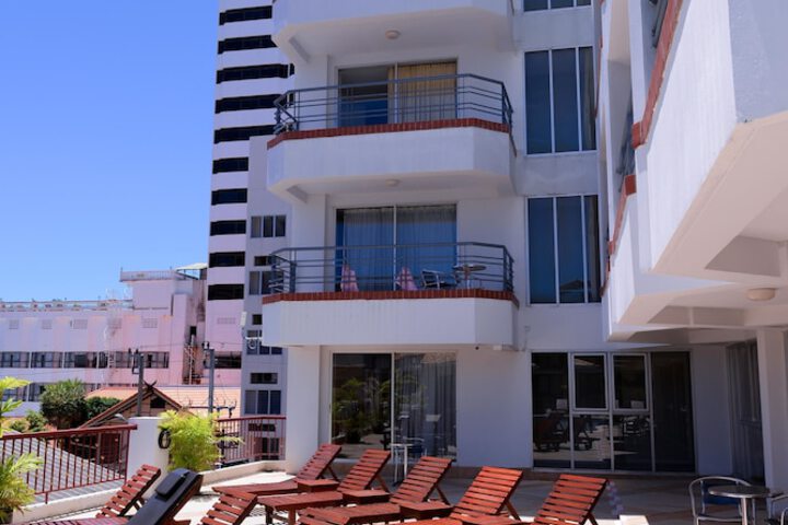 Sundeck 73 of 73