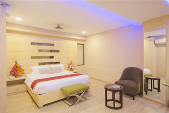 Room 19 of 30