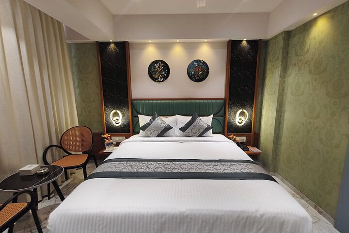 Room 19 of 60