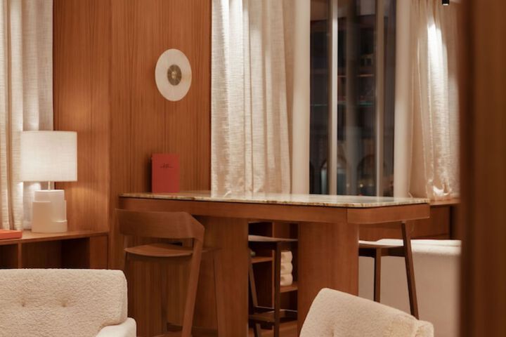 Hotel Interior 2 of 91