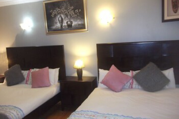 Room 13 of 17