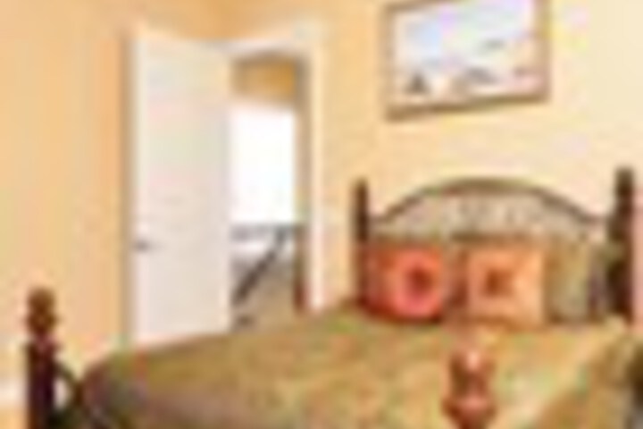 Room 17 of 108