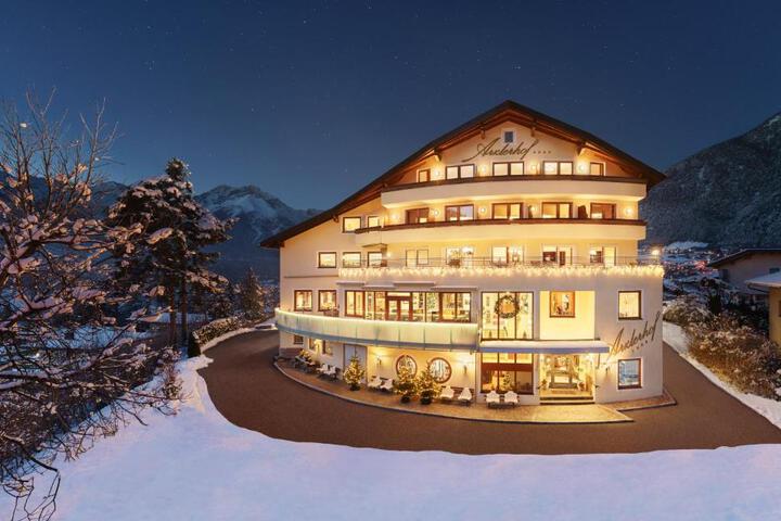 Hotel Arzlerhof