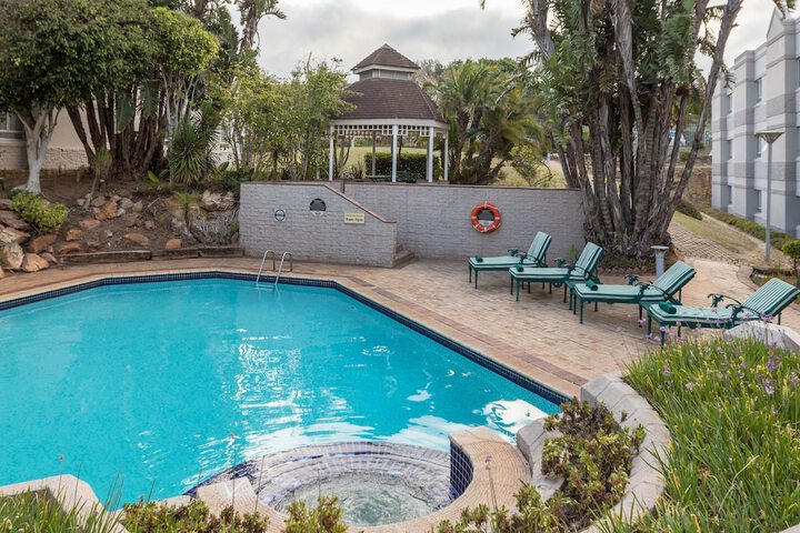 Pool 15 of 35