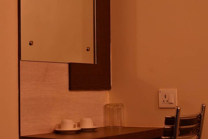 Room 10 of 23