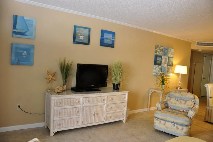 Room 2 of 15