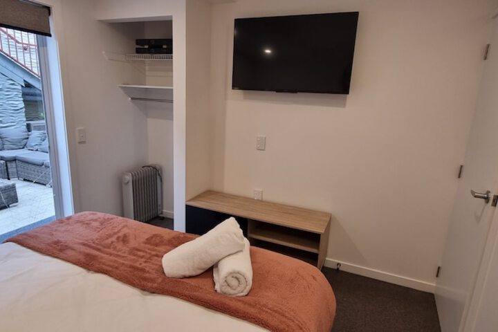 Room 8 of 39