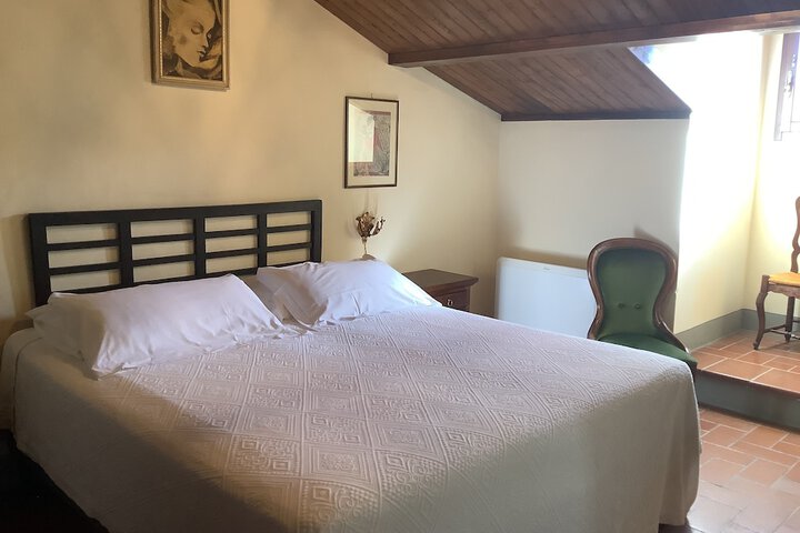 Room 52 of 147