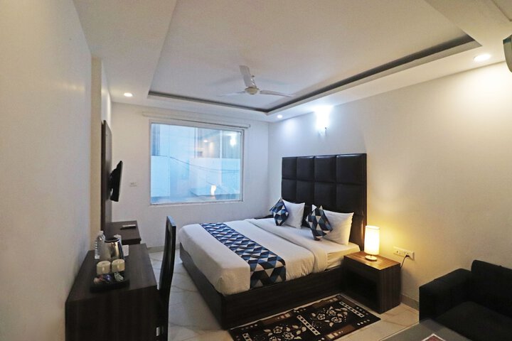 Room 74 of 126