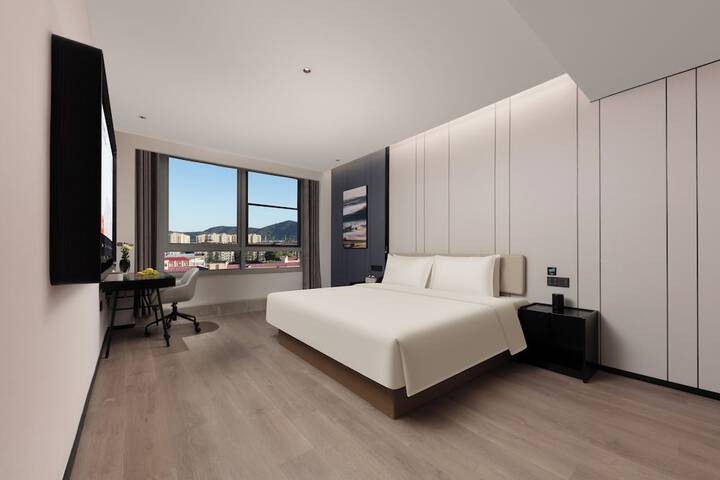 Room 14 of 56
