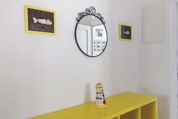Room 10 of 21