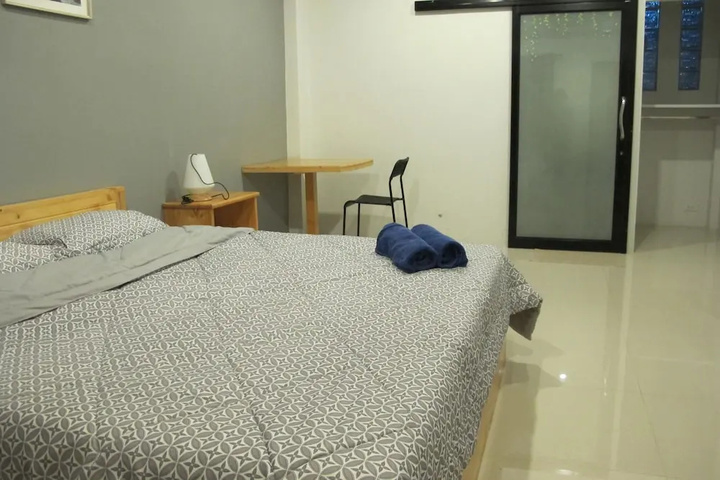 Room 3 of 15