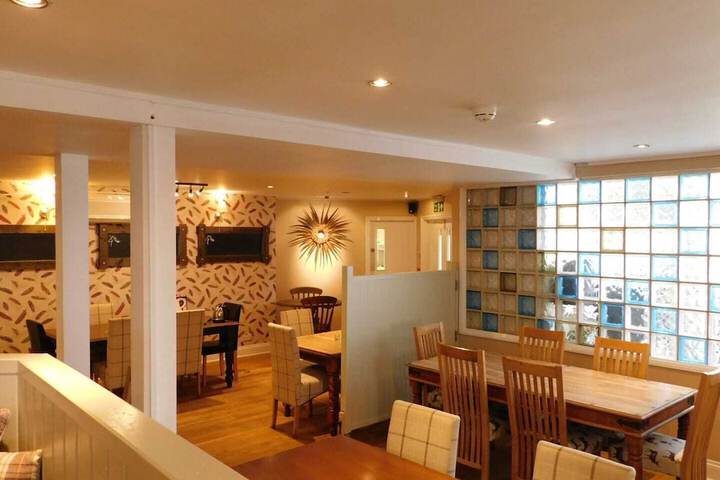 Dining Photos