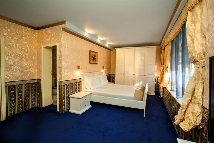 Room 20 of 59