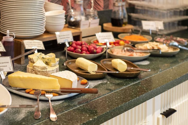 Breakfast/Coffee Service 74 of 129