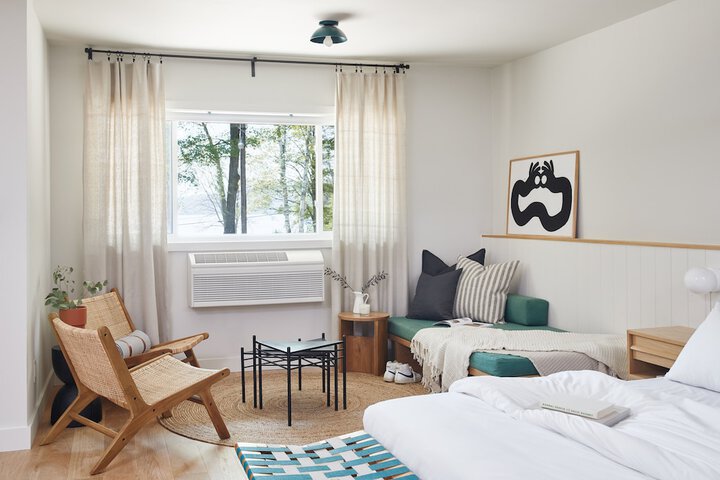 Room 15 of 52