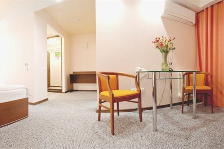Room 3 of 50