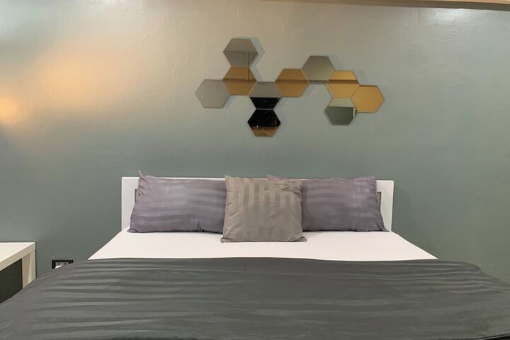 Room 29 of 49