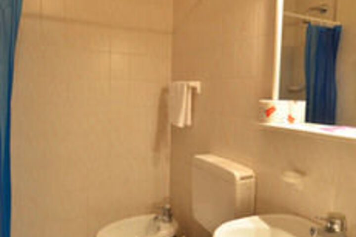 Room 2 of 50