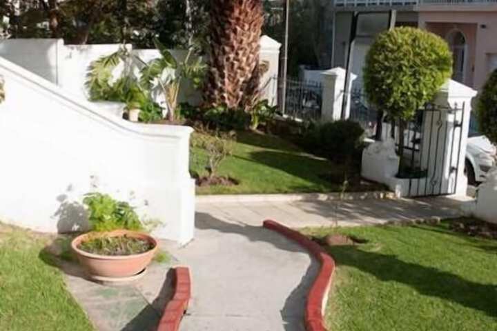 Hotel Exterior 19 of 20