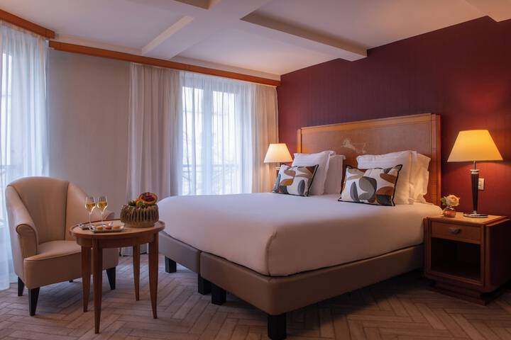 Room 8 of 46
