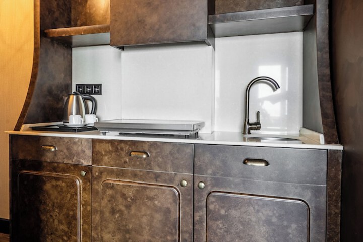 Private kitchenette