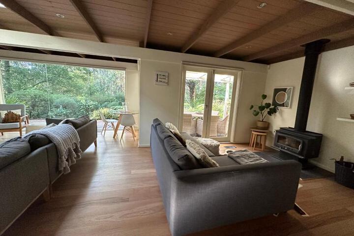 General 6 of 17