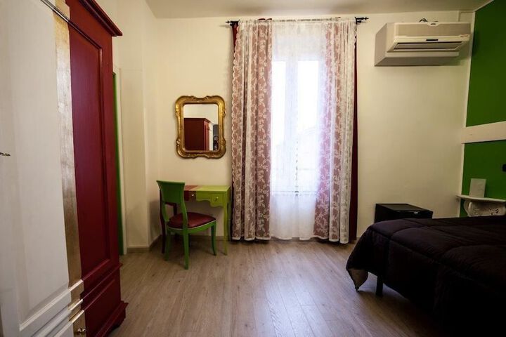 Room 21 of 63
