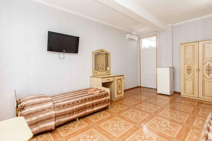 Room 15 of 47